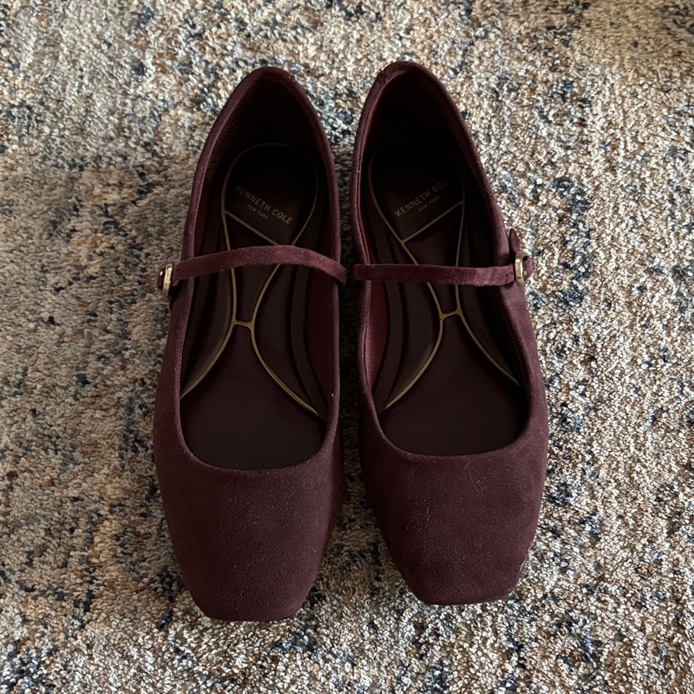 Kenneth Cole Burgundy Suede Mary Jane Flats